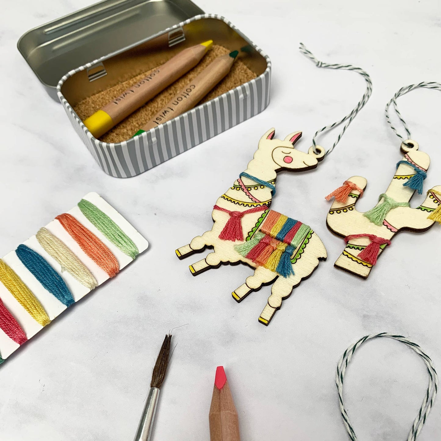 Llama & Cactus Alternative Christmas Decoration Gift Kit